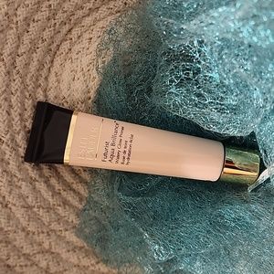 Estee Lauder - Futurist Aqua Brilliance Watery Glow Primer